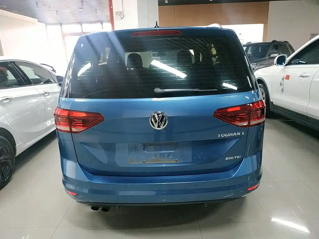 Volkswagen Touran 2016