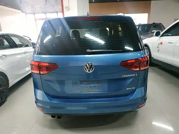 Volkswagen Touran 2016