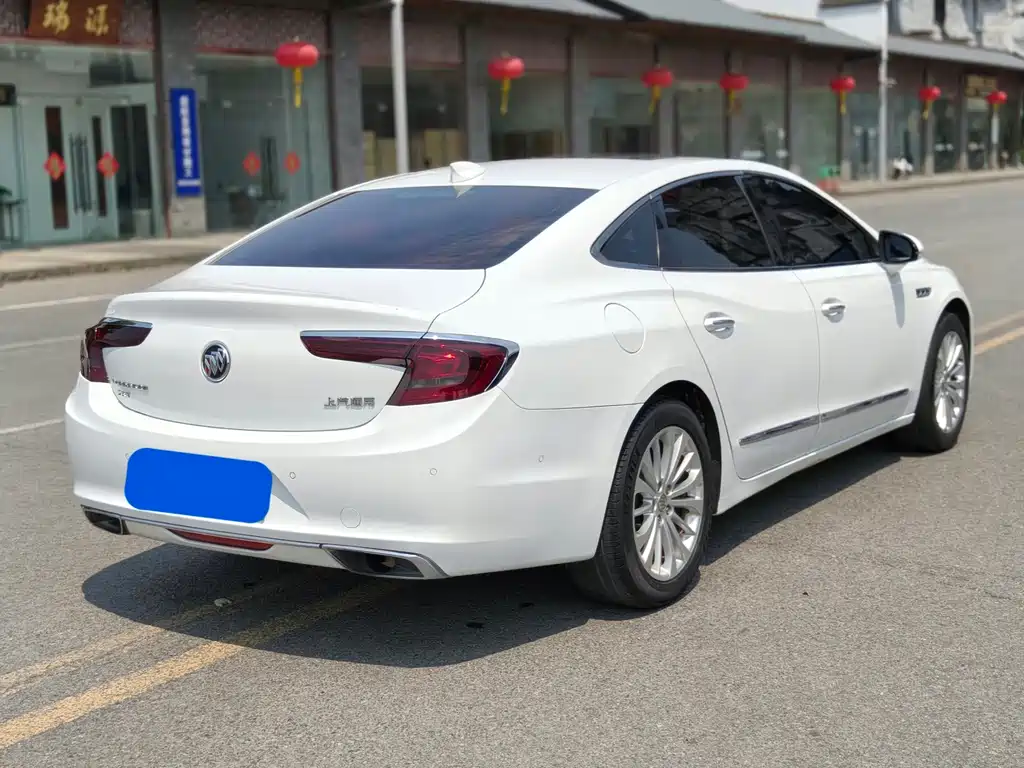 Buick LaCrosse 2017 — фото 12