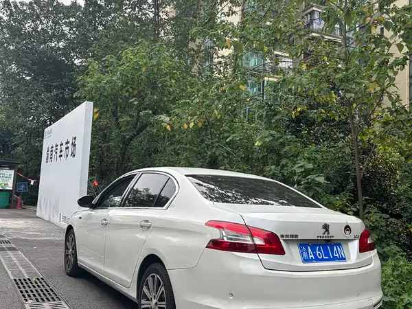 Peugeot 408 2014