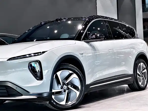 NIO ES6 2024