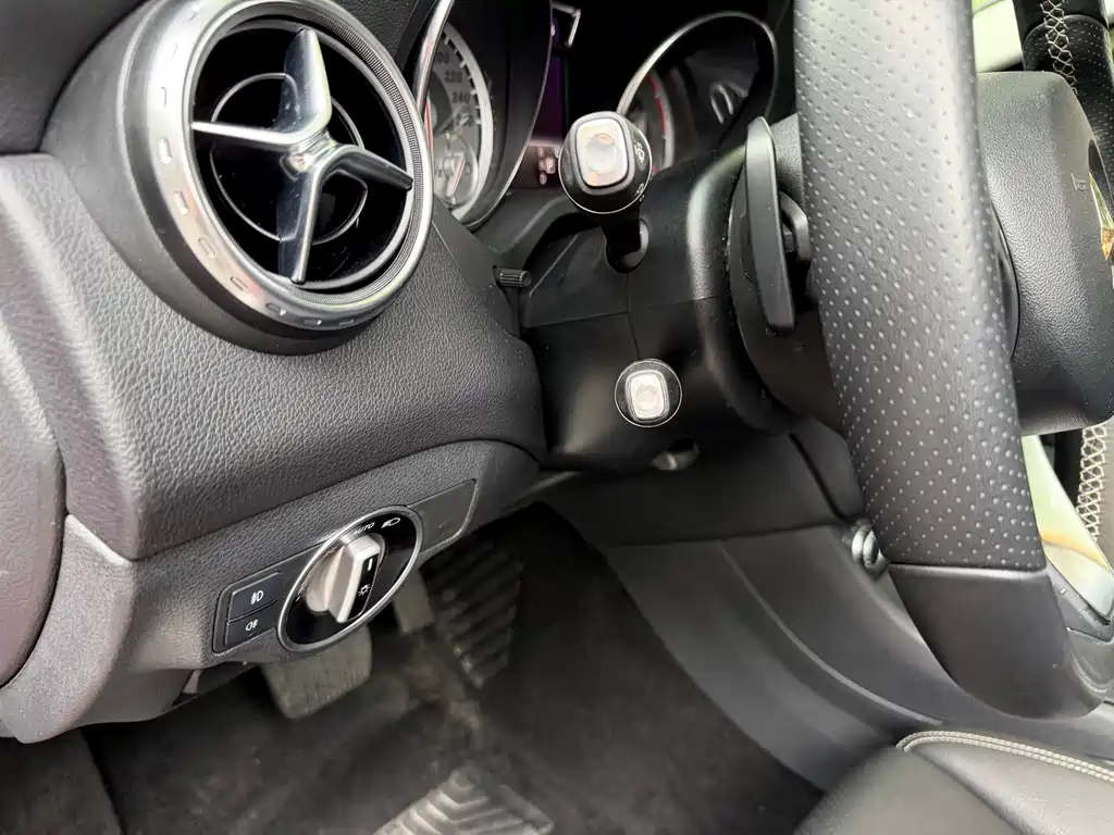 Mercedes-Benz GLA 2017 — фото 10