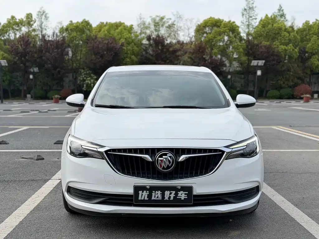 Buick Excelle 2020 — фото 1