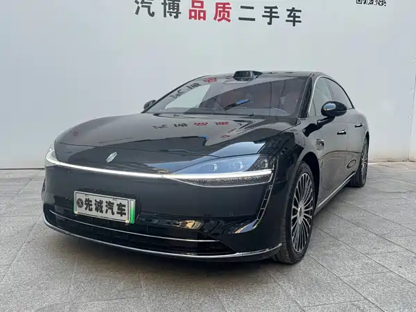 Stelato S9T 2025