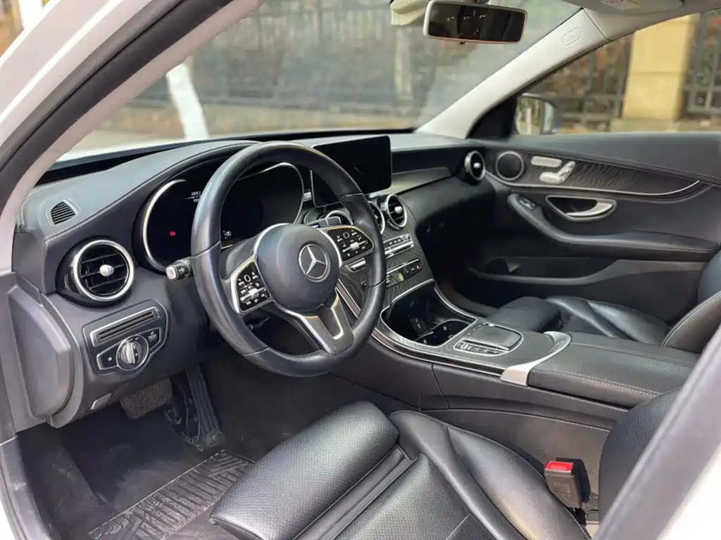 Mercedes-Benz C-Class 2020 — фото 22