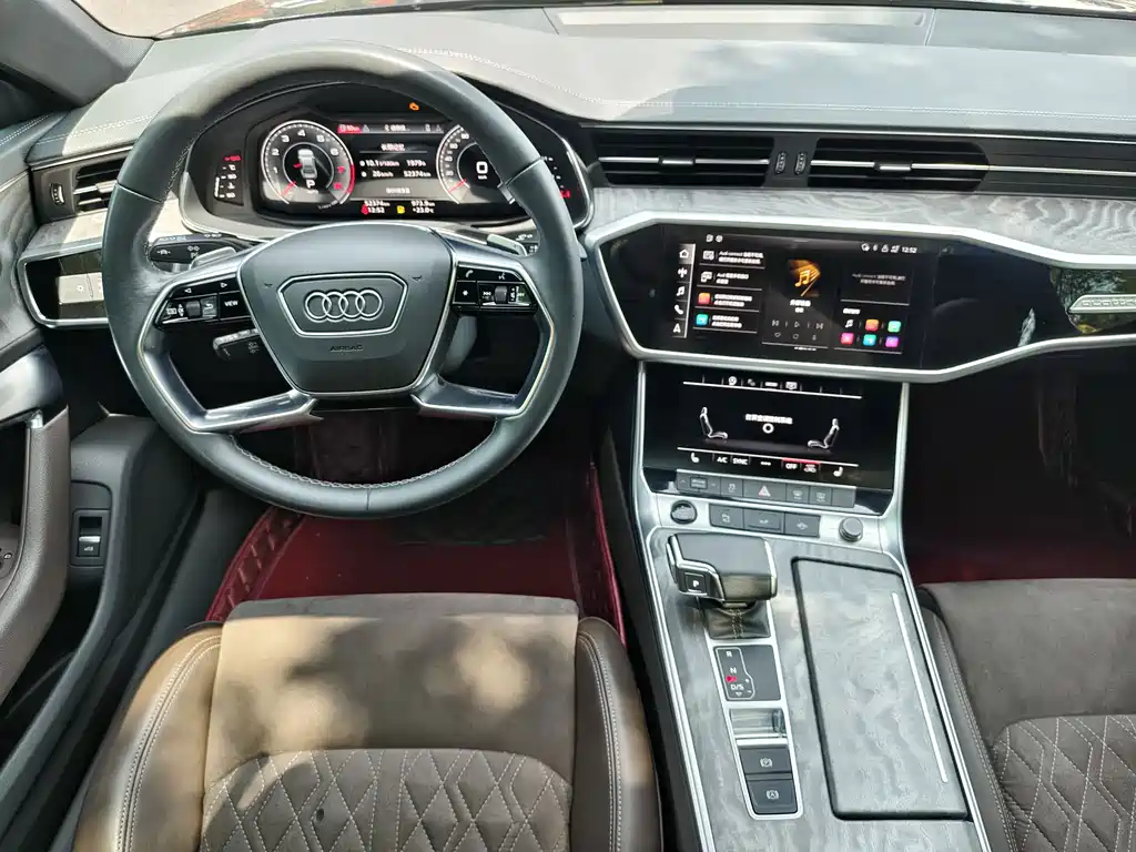Audi A7L 2022 — фото 23