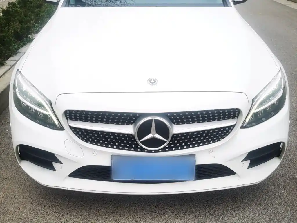 Mercedes-Benz C-Class 2020