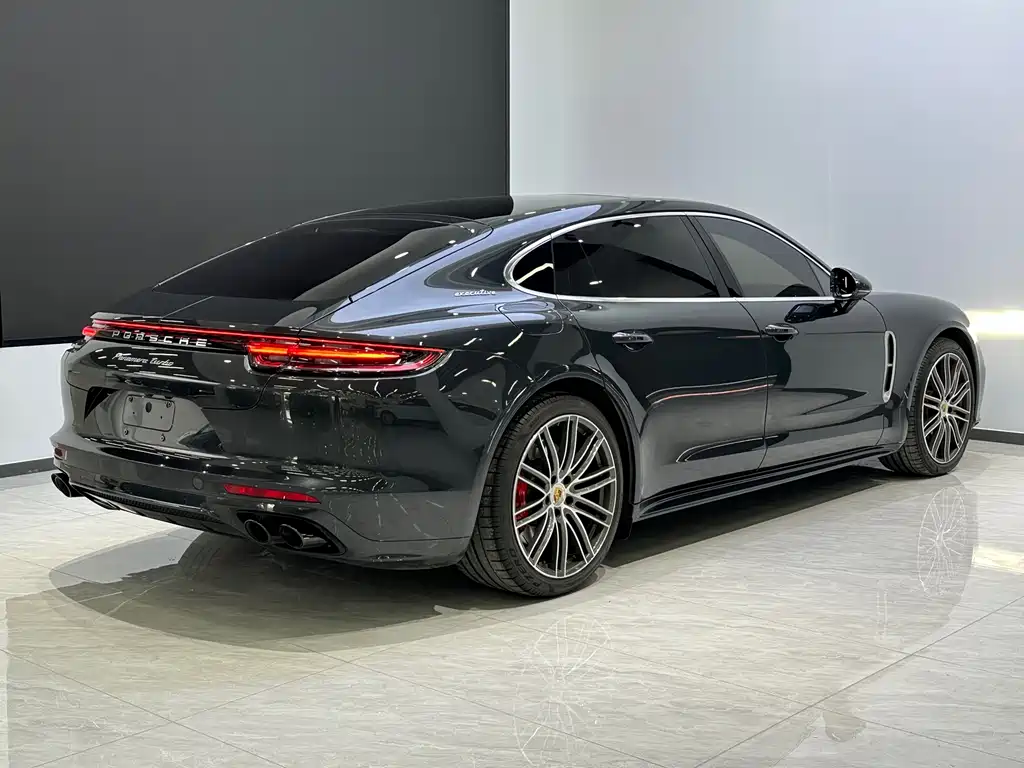 Porsche Panamera 2020 — фото 6