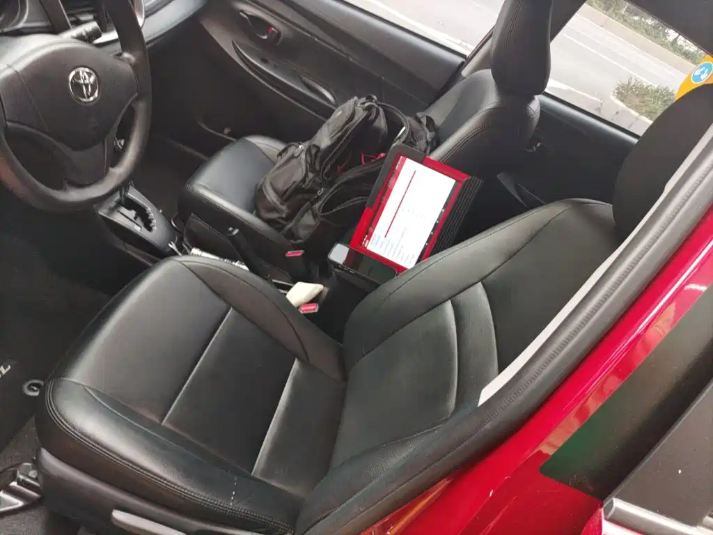 Toyota Yaris L 2021 — фото 15