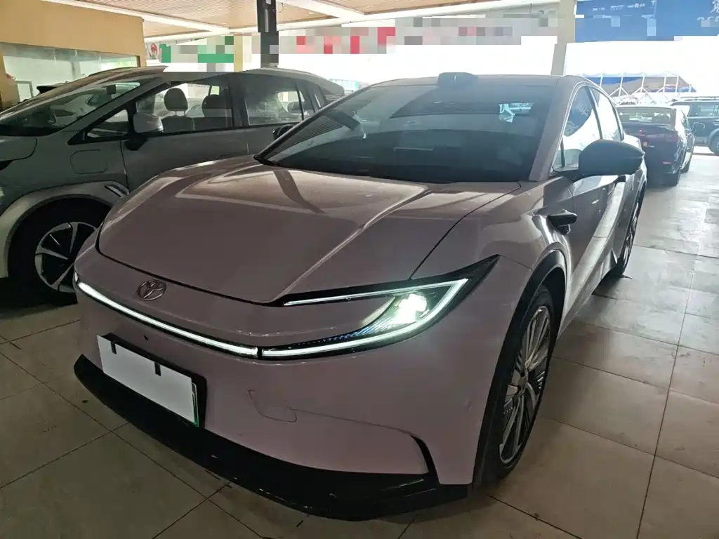 Toyota bZ5 2025