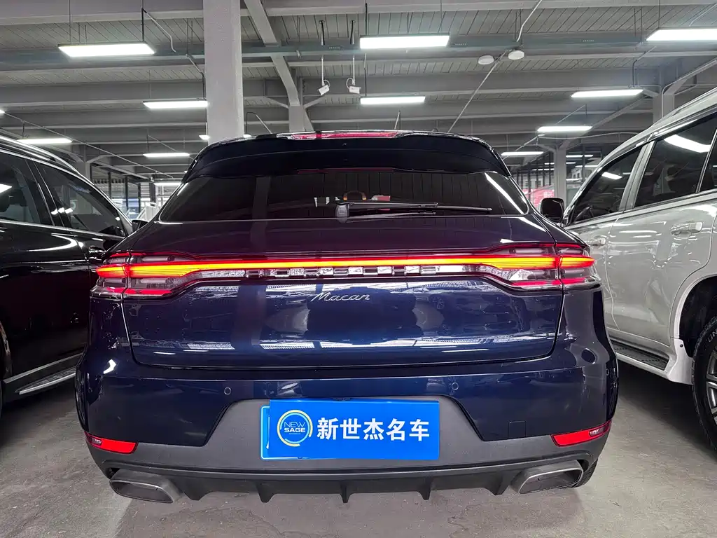 Porsche Macan 2020 — фото 11
