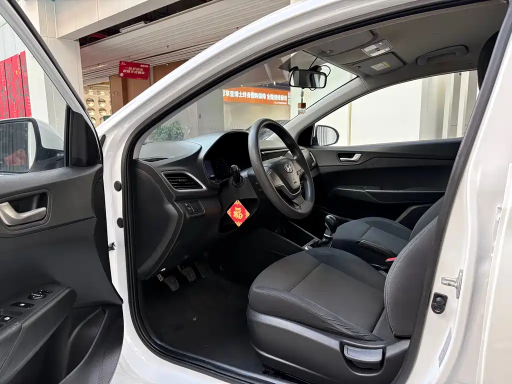 Hyundai Verna 2019 — фото 4