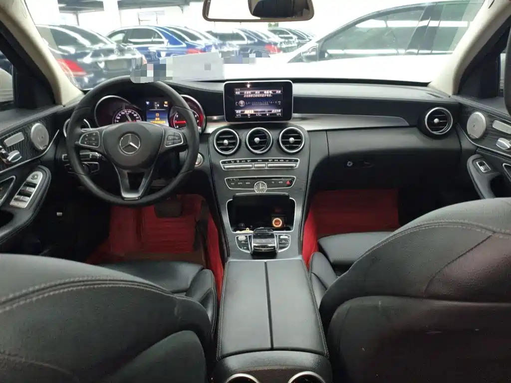 Mercedes-Benz C-Class 2018 — фото 10