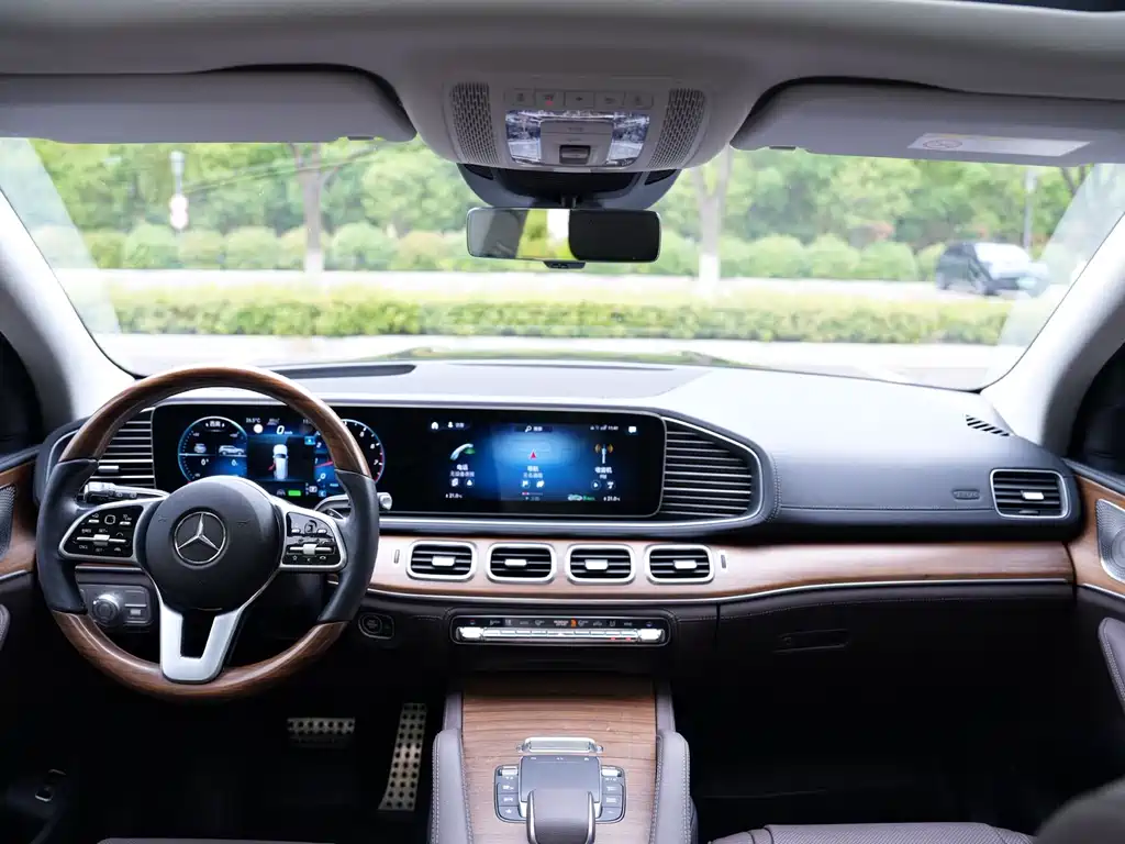 Mercedes-Benz GLS 2022 — фото 16