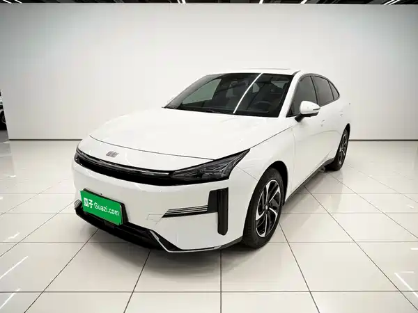 Geely Galaxy L6 2024