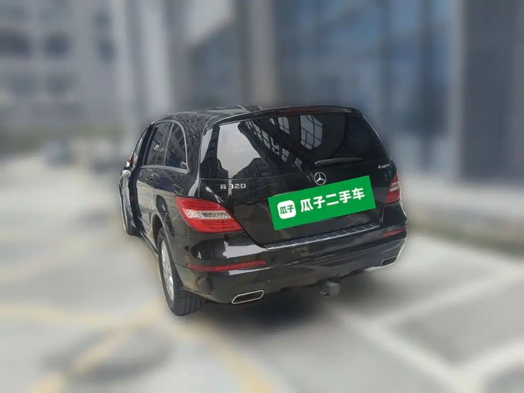 Mercedes-Benz R-Class 2017 — фото 25