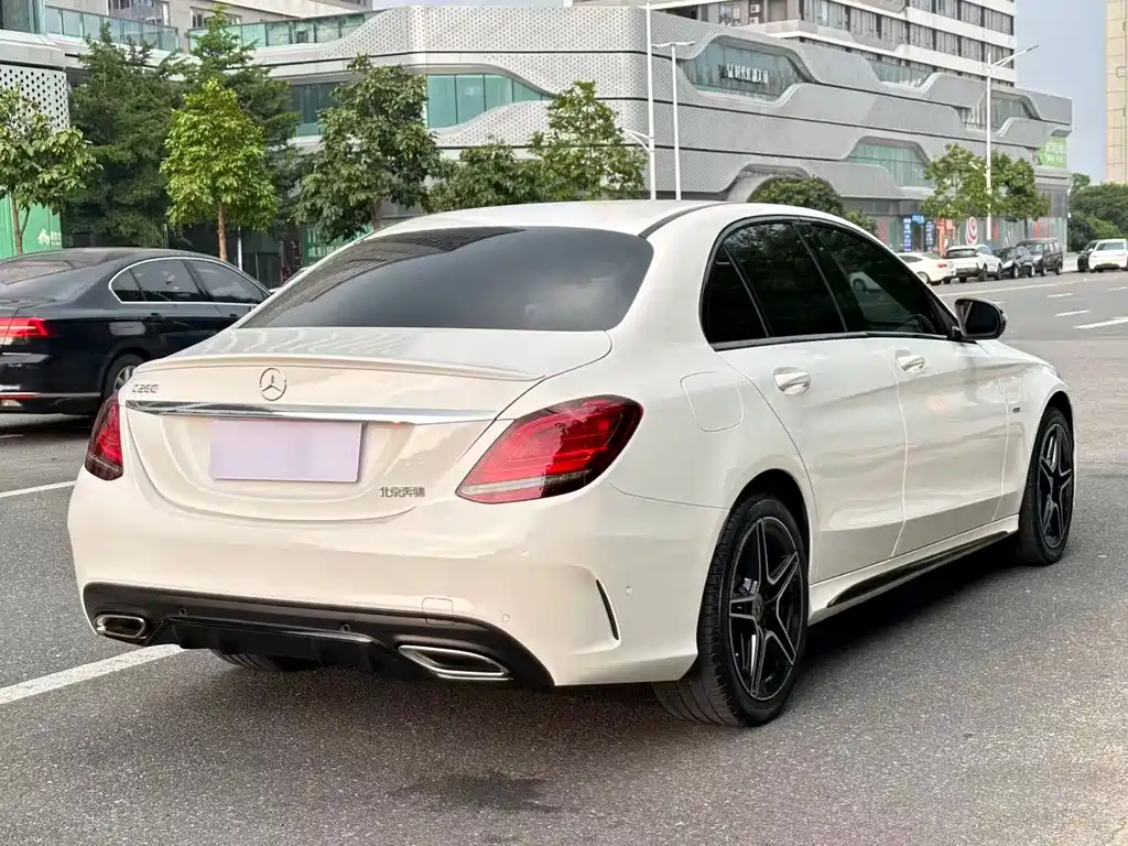 Mercedes-Benz C-Class 2021 — фото 16