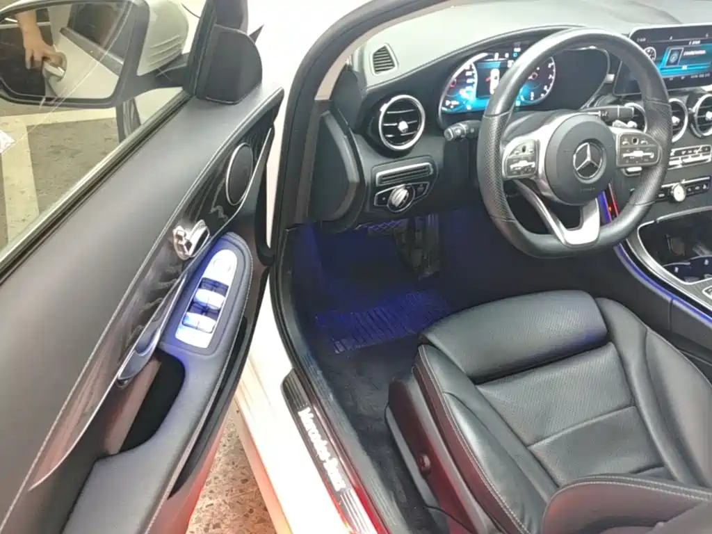 Mercedes-Benz C-Class 2021 — фото 16