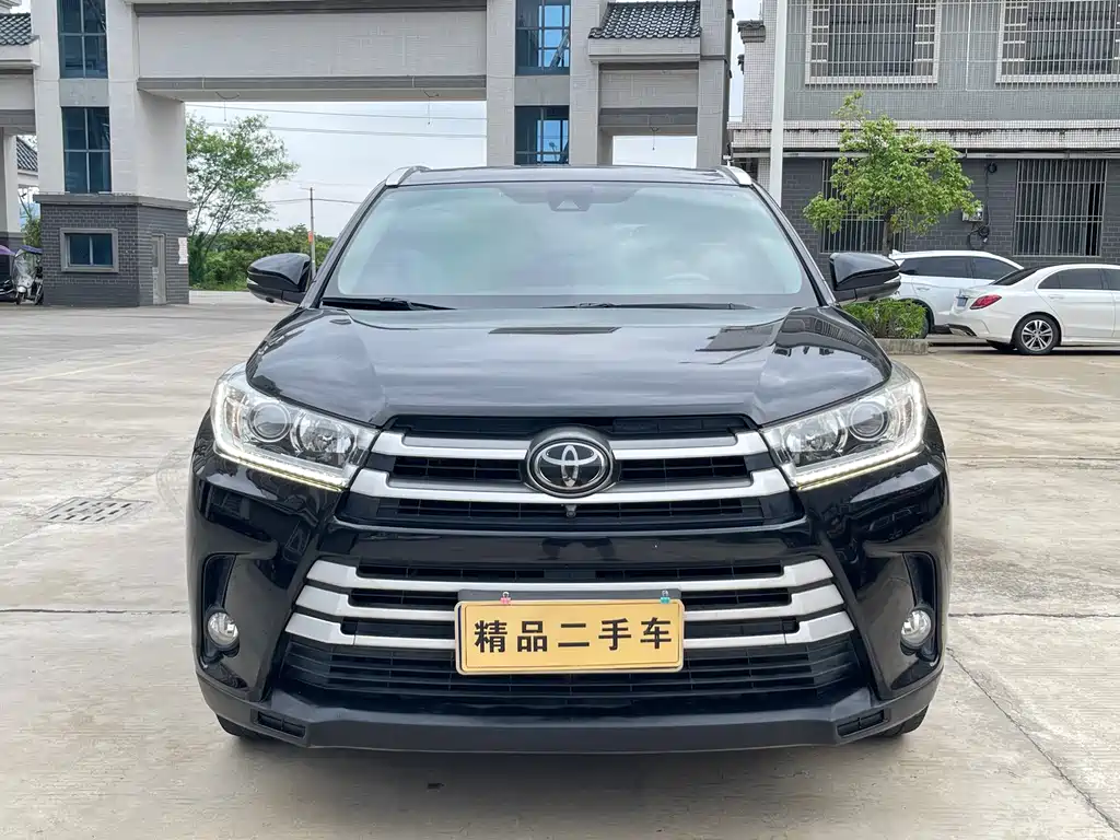 Toyota Highlander 2018 — фото 2
