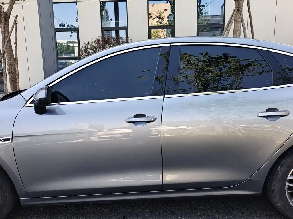 BYD Qin PLUS 2023 — фото 19
