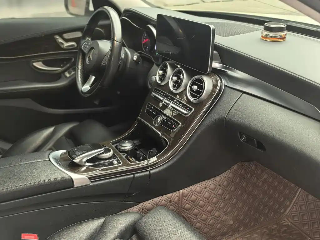 Mercedes-Benz C-Class 2015 — фото 5