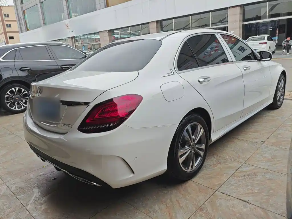 Mercedes-Benz C-Class 2019