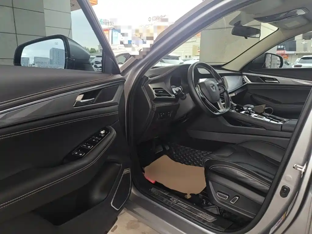 Changan CS85 COUPE 2021 — фото 16