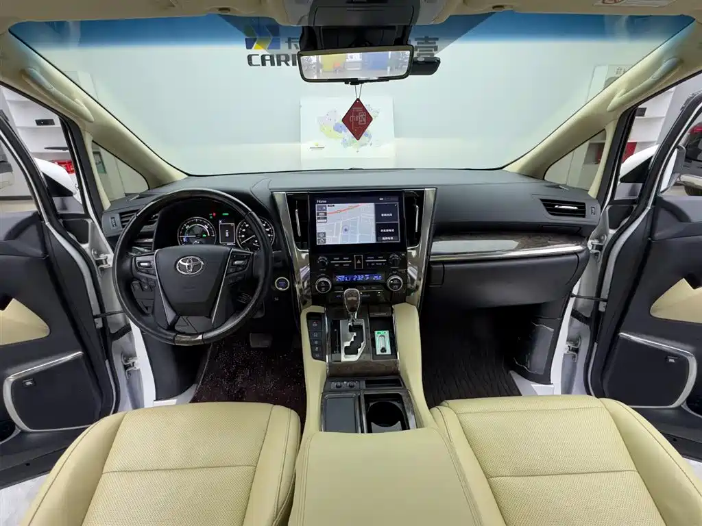 Toyota Vellfire 2022 — фото 9