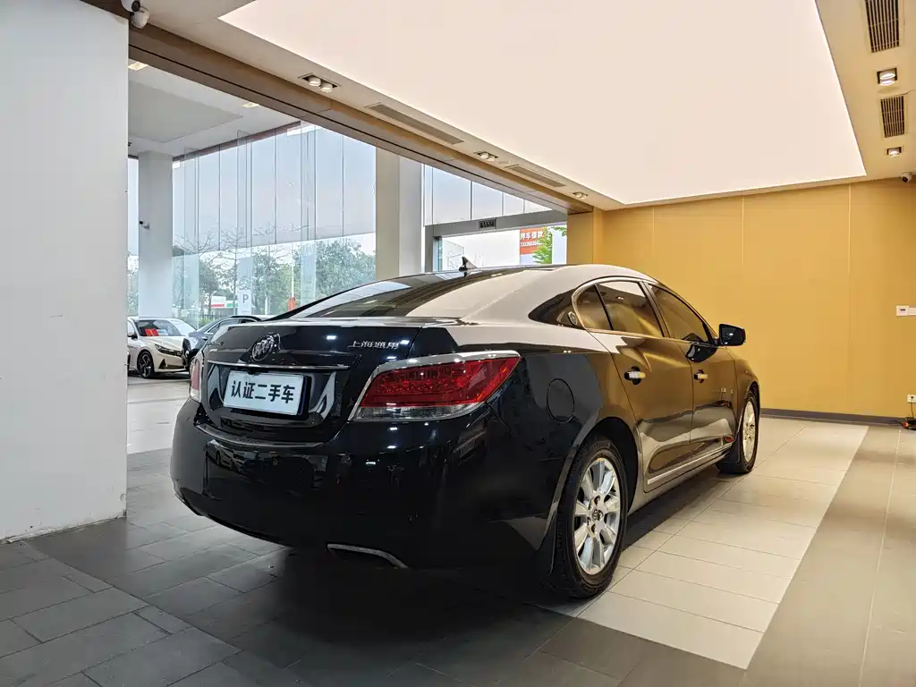 Buick LaCrosse 2013 — фото 29