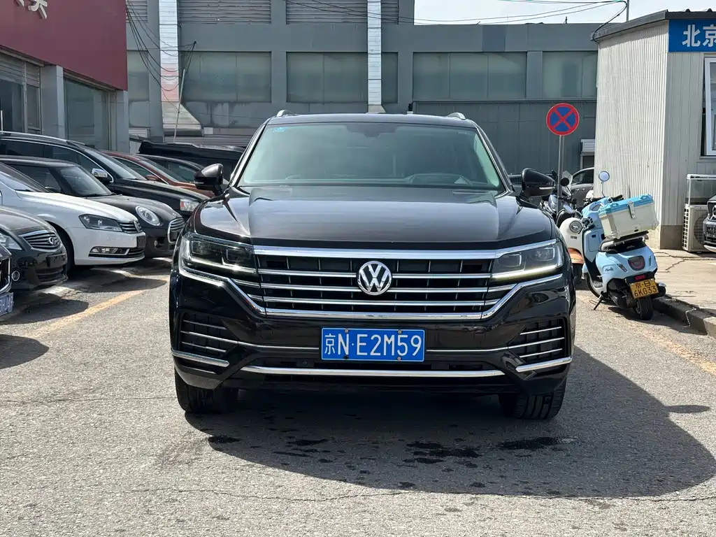 Volkswagen Touareg 2020 — фото 2