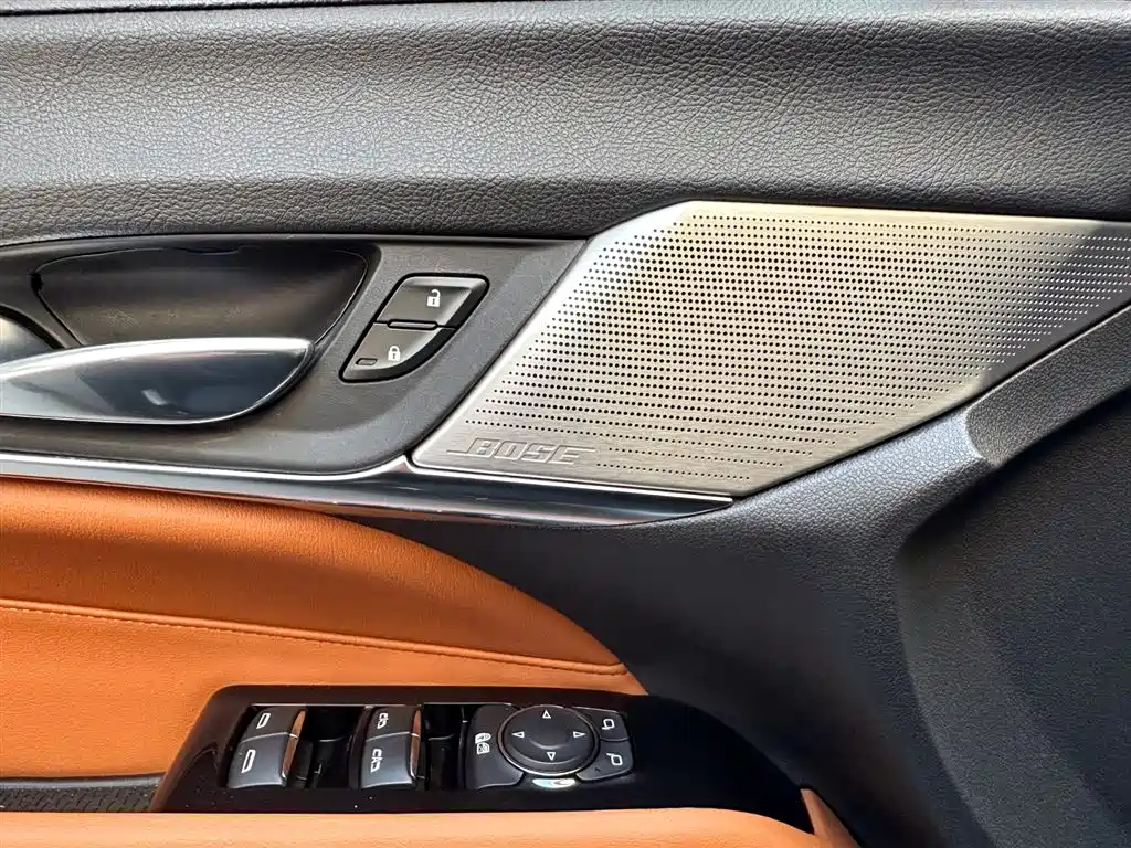 Cadillac CT4 2021 — фото 16