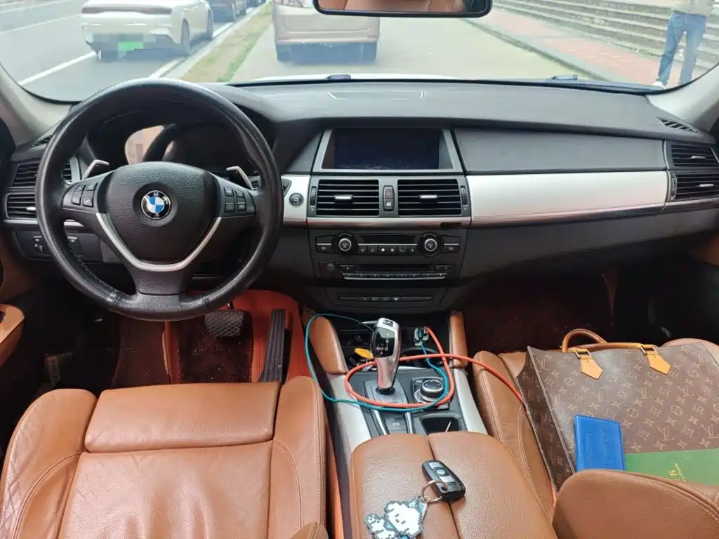 BMW X6 2015 — фото 13