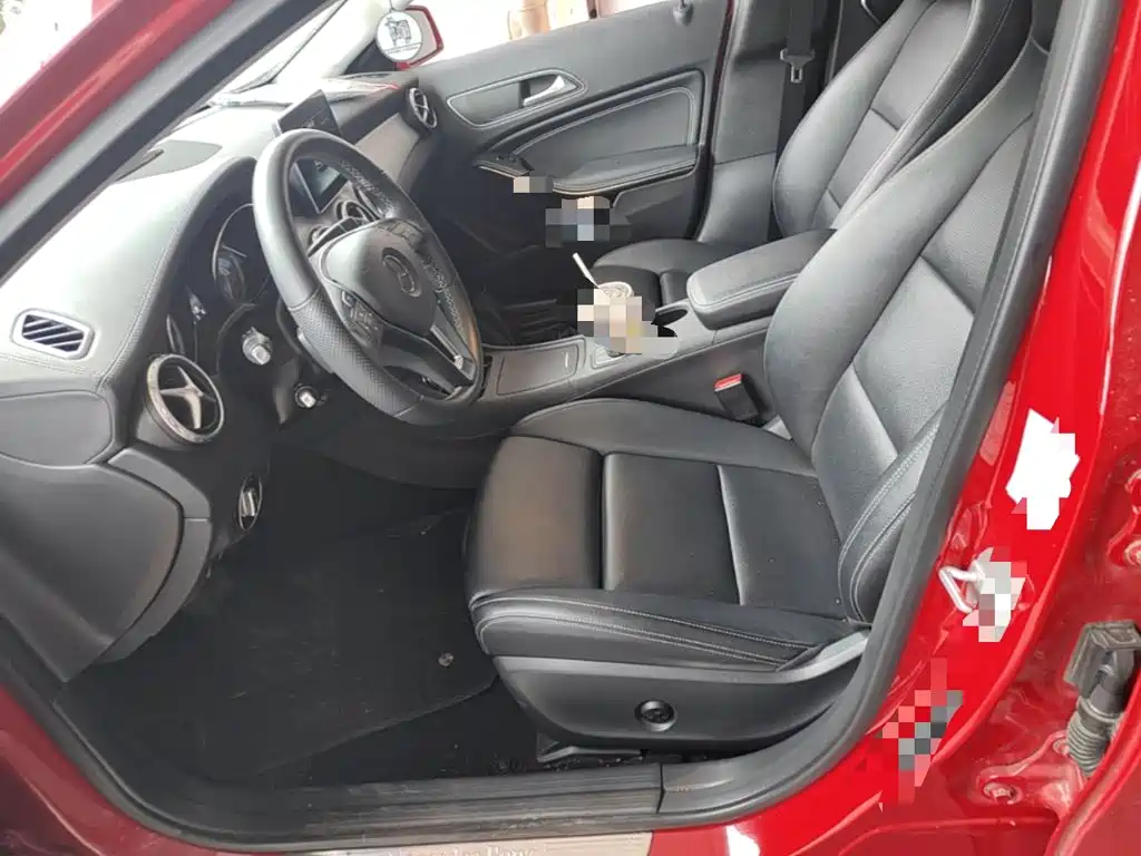 Mercedes-Benz GLA 2016 — фото 15