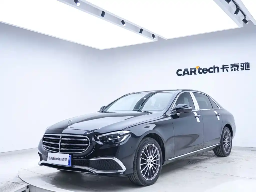 Mercedes-Benz E-Class 2022 — фото 8