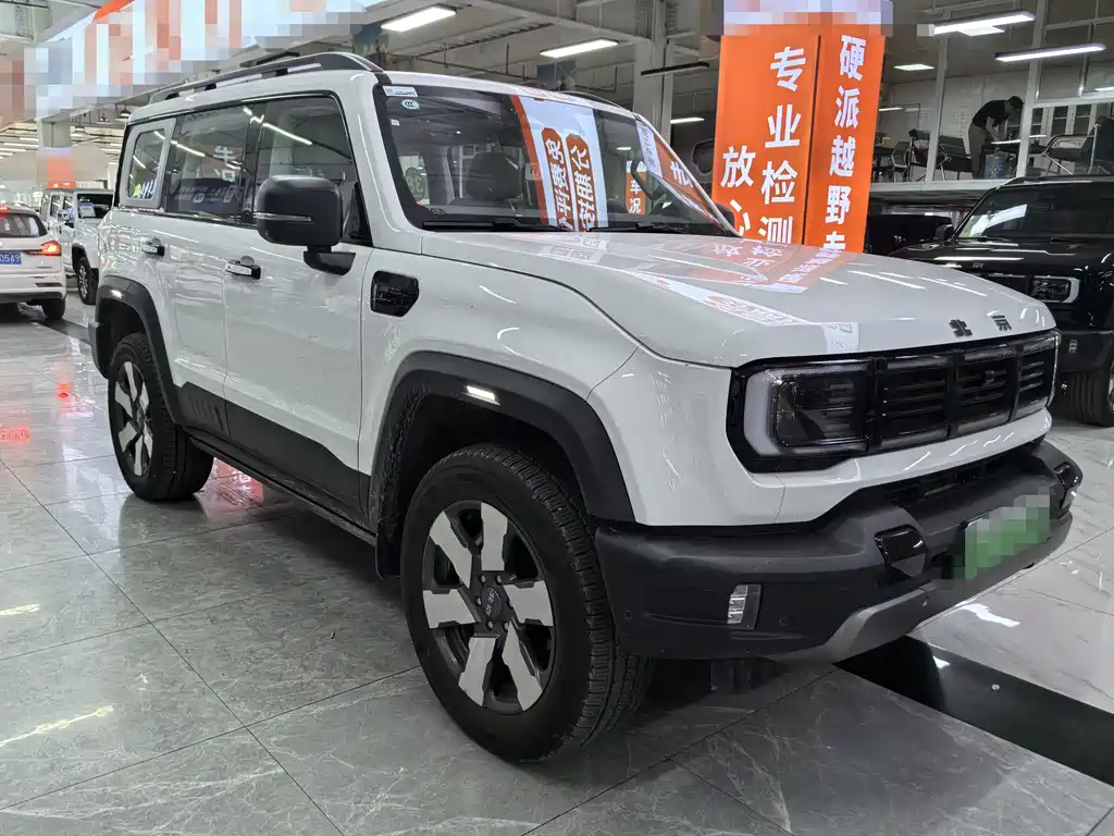 Beijing Off-Road BJ40 EREV 2025 — фото 3