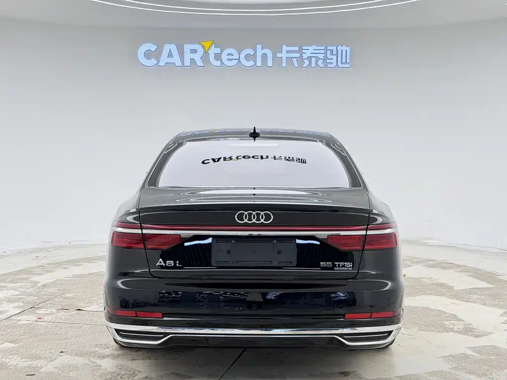 Audi A8 2021 — фото 5