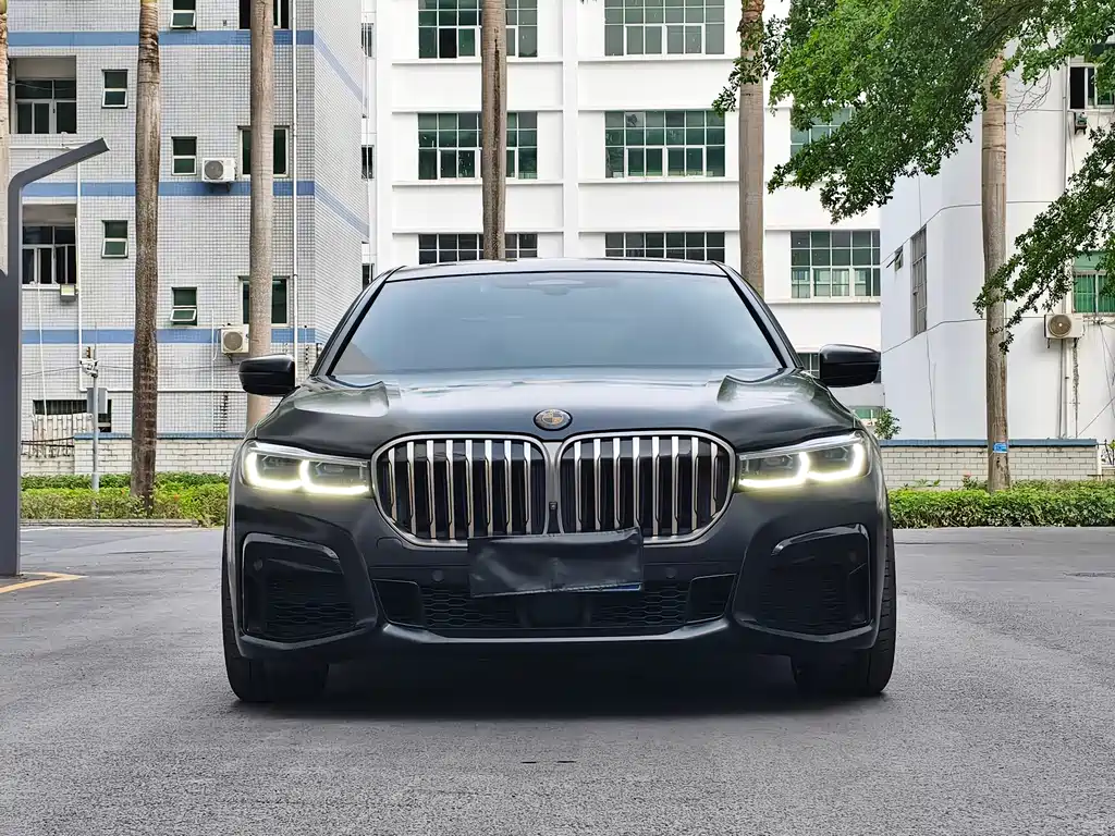 BMW 7 Series 2021