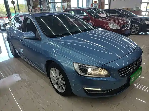 Volvo V60 2017