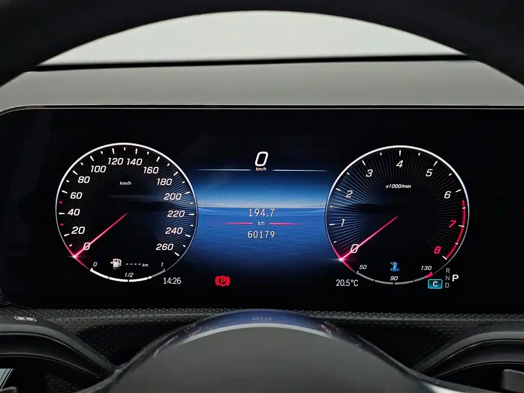 Mercedes-Benz A-Class 2023 — фото 11