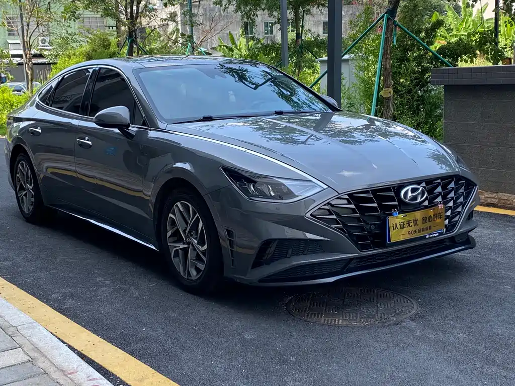 Hyundai Sonata 2022 — фото 3