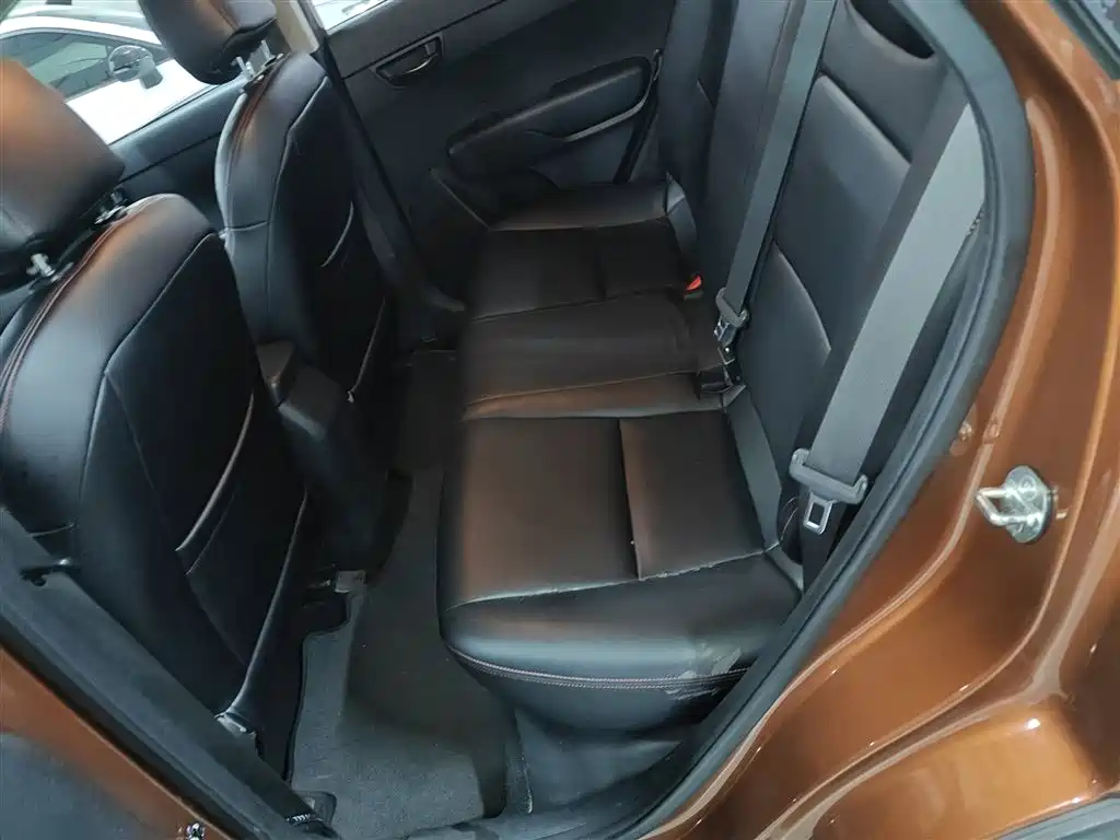 Kia KX3 2018 — фото 17