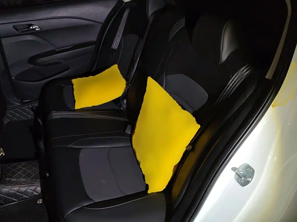 Chevrolet Cavalier 2018 — фото 14