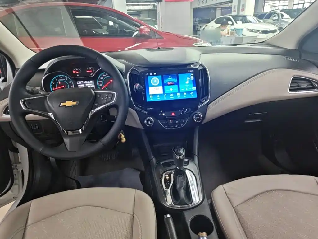 Chevrolet Cruze 2015 — фото 10