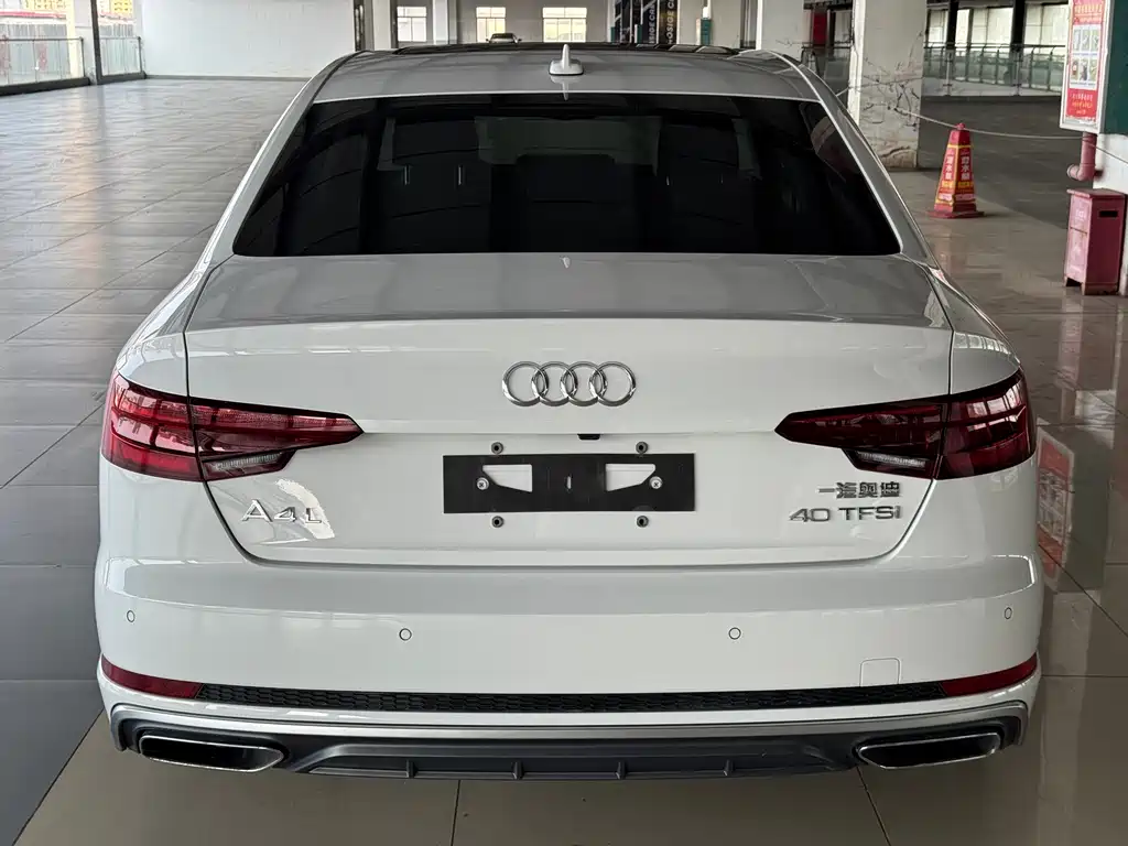 Audi A4L 2019