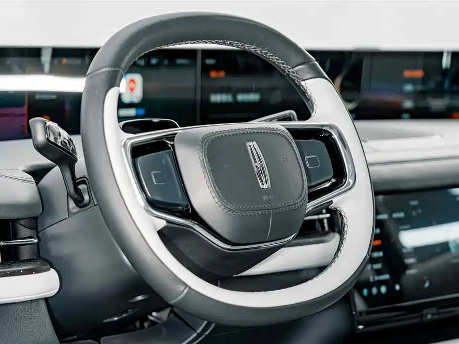 Lincoln Navigator 2025 — фото 9