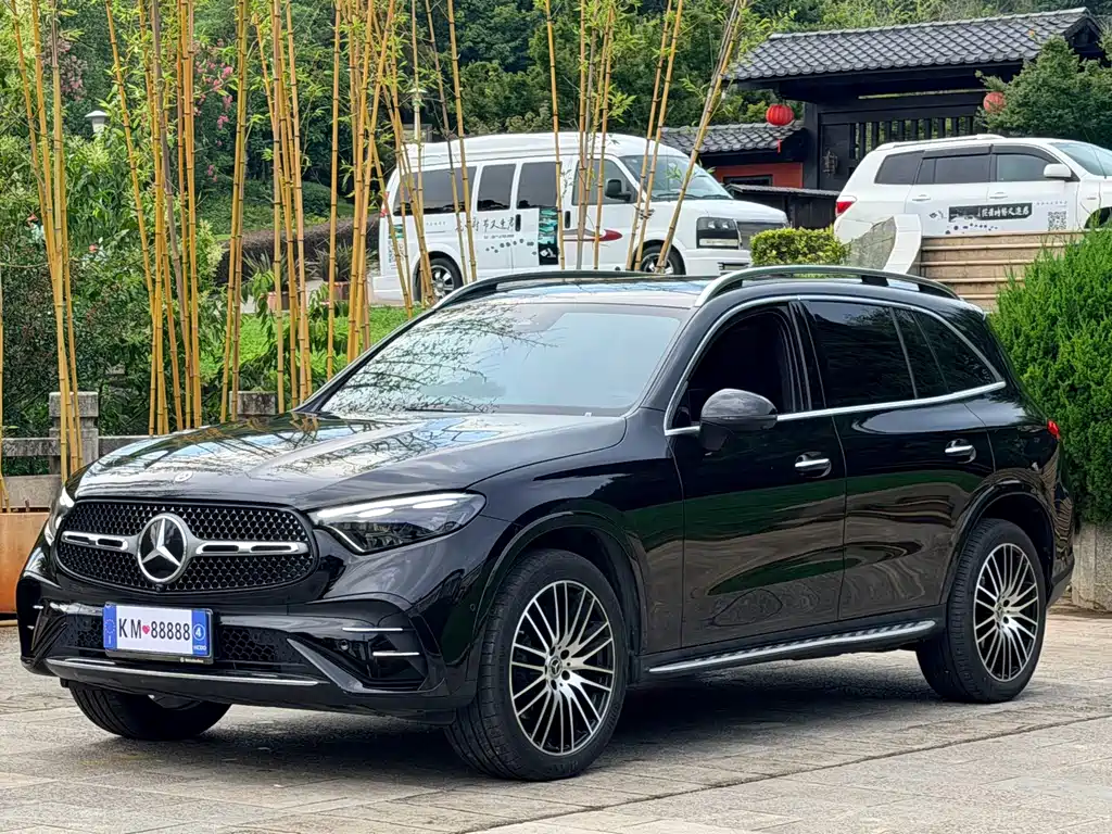 Mercedes-Benz GLC 2024