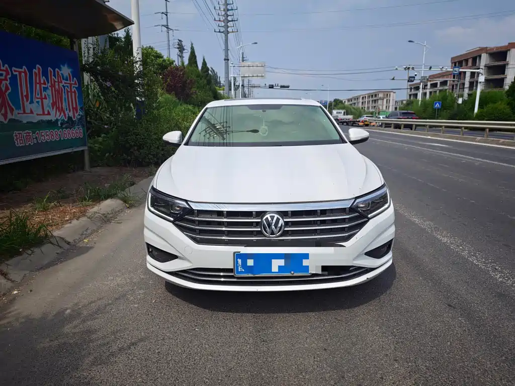 Volkswagen Sagitar 2022