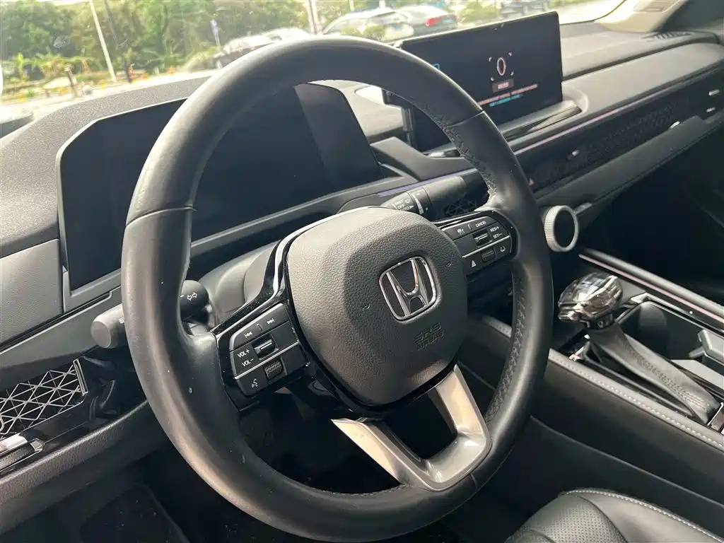 Honda Accord 2024 — фото 17