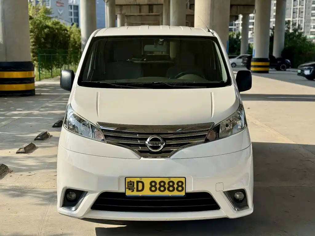 Nissan NV200 2018 — фото 1