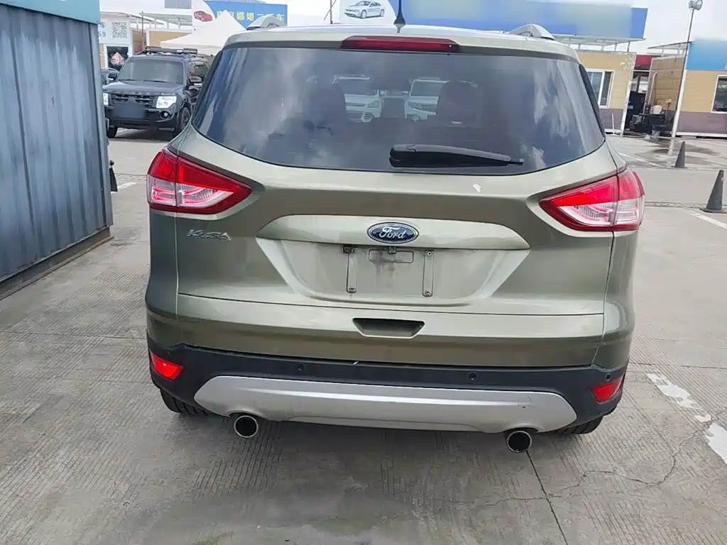 Ford Kuga 2015 — фото 6